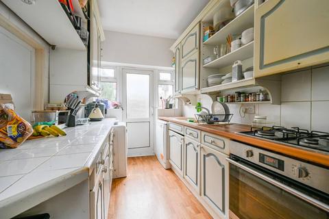 4 bedroom semi-detached house for sale, Ramillies Road, Bedford Park, London, W4