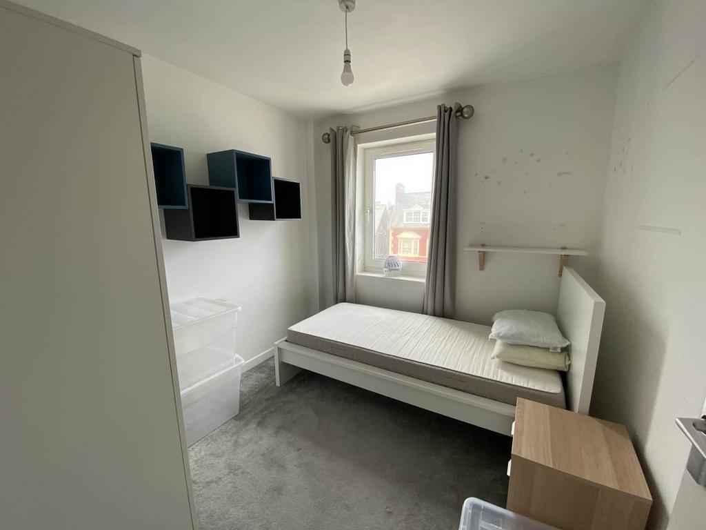 Bedroom2