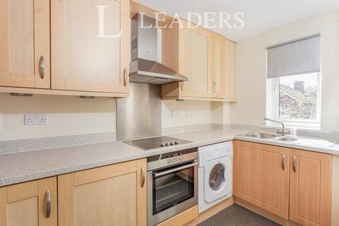 2 bedroom flat to rent, Gordon Road, Haywards Heath, RH16