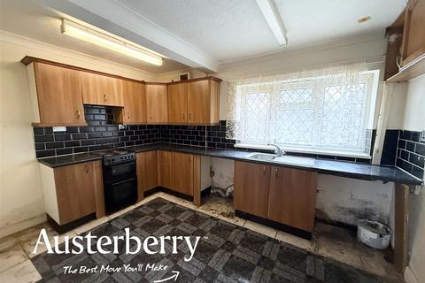 3 bedroom semi-detached house for sale, Hartwell Road, Stoke-On-Trent ST3