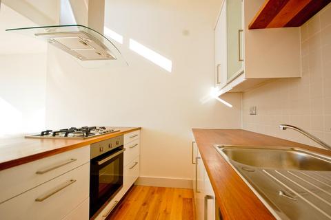 1 bedroom flat to rent, Thrawl Street, E1