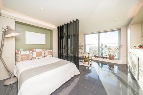 undefined, 3 Pan Peninsula Square, London E14