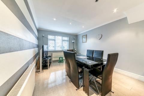 4 bedroom semi-detached house for sale, Bigginwood Road, London, SW16