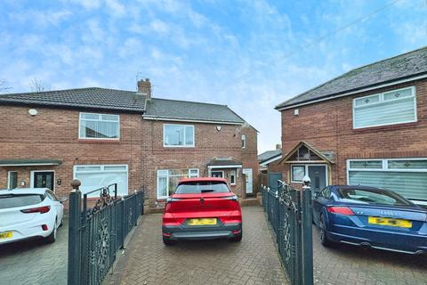 3 bedroom semi-detached house for sale, Heyburn Gardens, Tyne and Wear NE15