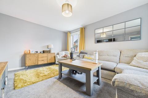 3 bedroom semi-detached house for sale, Grange View, North Lincolnshire DN15