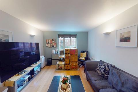 1 bedroom apartment for sale, Redbridge, London, E18