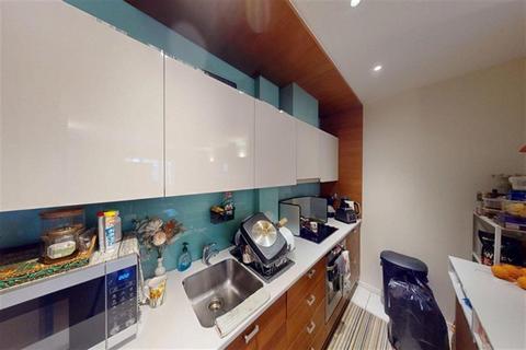 1 bedroom apartment for sale, High Road, South Woodford, E18