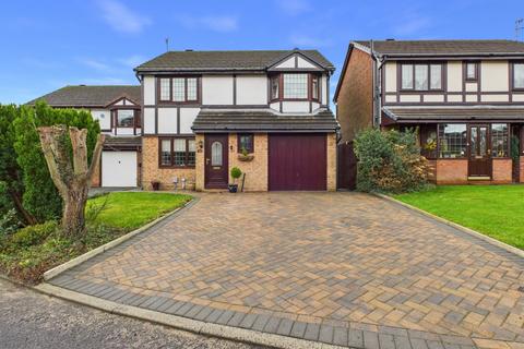 3 bedroom detached house for sale, Sparrowfield Close, Carrbrook, Stalybridge, SK15 3NN