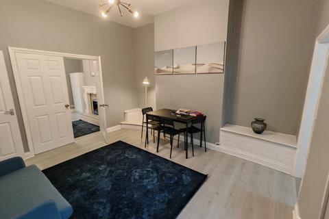 3 bedroom terraced house to rent, Shepherd Street, Sunderland SR4