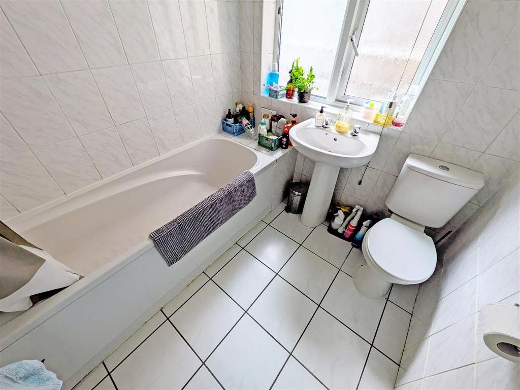 Bathroom.jpeg