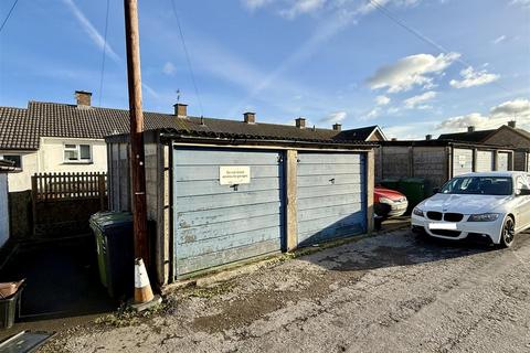 undefined, Feltham Drive, Frome BA11