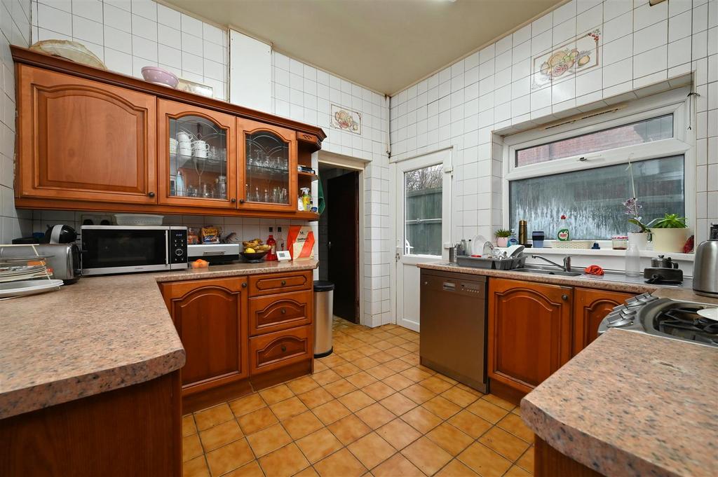 Kitchen.JPG