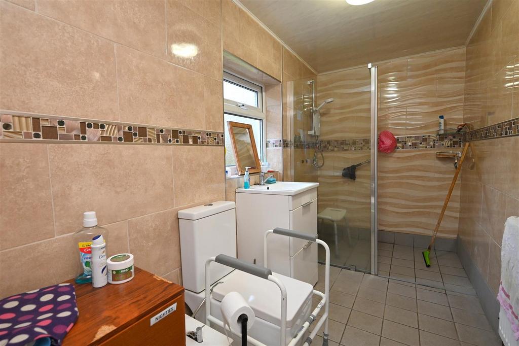 Wet room.JPG