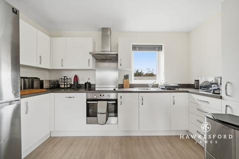 2 bedroom apartment to rent, Jubilee Street, Sittingbourne ME10