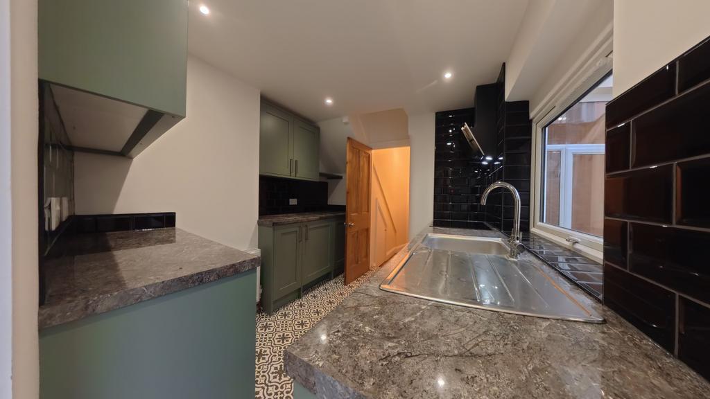Kitchen.1