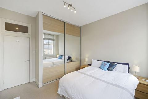 2 bedroom flat to rent, Elgin Crescent, London W11