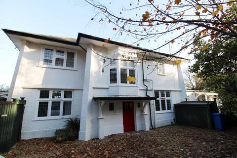 4 bedroom maisonette to rent, Nelson Road, Poole BH12
