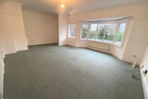 4 bedroom maisonette to rent, Nelson Road, Poole BH12