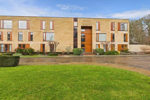 undefined, Cliveden Gages, Taplow, Maidenhead, Buckinghamshire, SL6