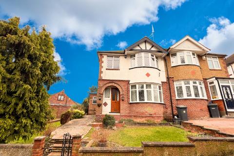 3 bedroom semi-detached house to rent, Turners Road South, Luton, Bedfordshire, LU2 0TG