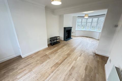 3 bedroom semi-detached house to rent, Turners Road South, Luton, Bedfordshire, LU2 0TG