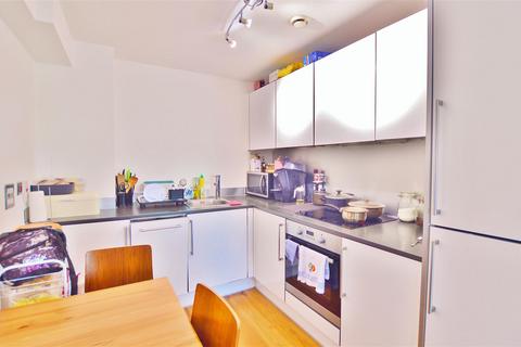 2 bedroom flat to rent, Mosaic Apartments