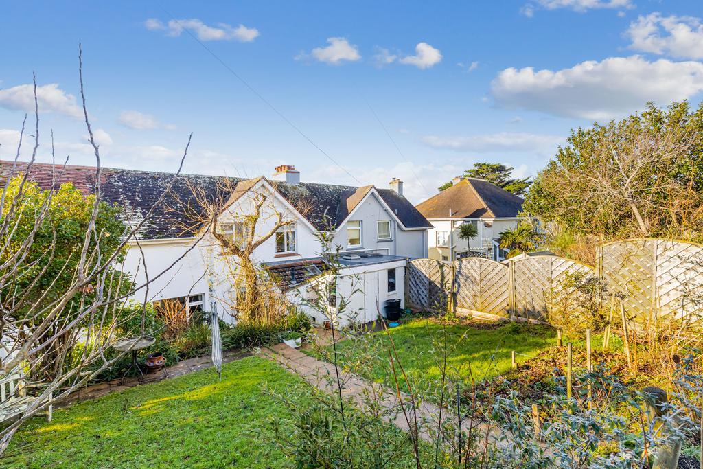 10 - 2 Lower Warren Rd Kingsbridge
