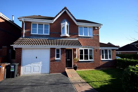 4 bedroom detached house to rent, Ellergreen Road, Hindley Green, Wigan