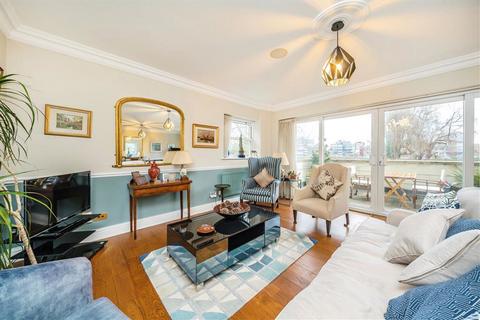 2 bedroom flat for sale, Holst Mansions, London SW13