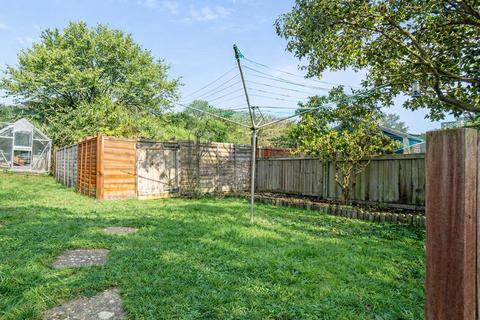 3 bedroom end of terrace house for sale, Stonehouse Drive, St. Leonards-On-Sea