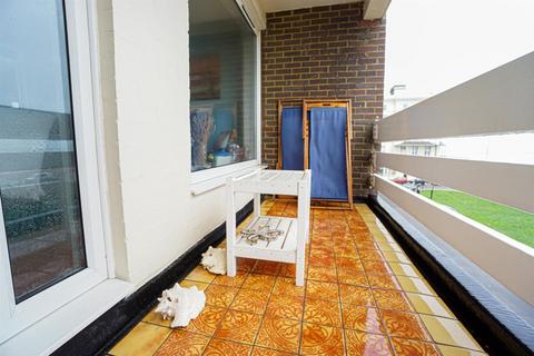 2 bedroom flat for sale, Robertson Terrace, Hastings