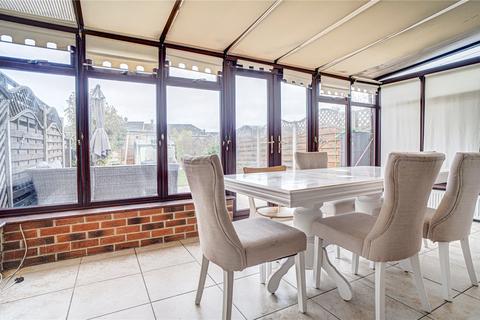 3 bedroom terraced house for sale, Morris Street, Swindon, Wiltshire, SN2