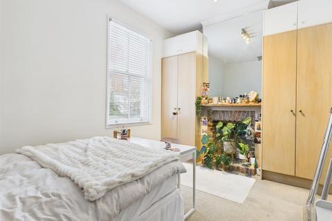 2 bedroom flat to rent, Brunswick Place, Hove