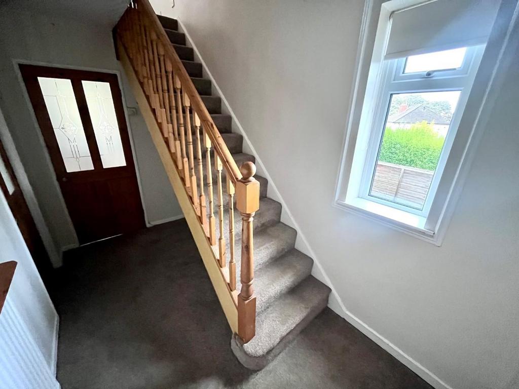 HALLWAY.jpg