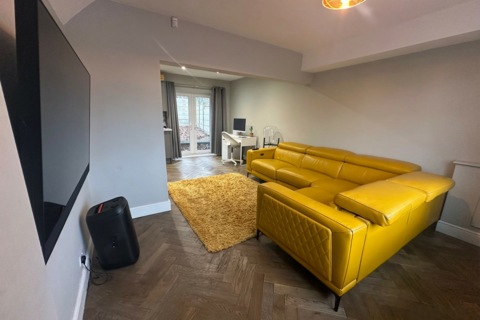 2 bedroom semi-detached house for sale, Lower Green, Tipton DY4
