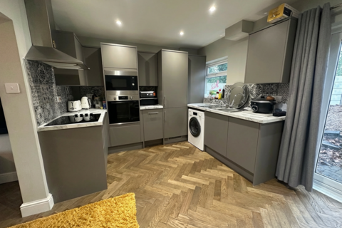 2 bedroom semi-detached house for sale, Lower Green, Tipton DY4