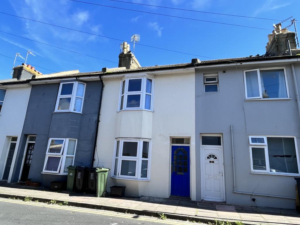 4 Bed Furnished Terraced