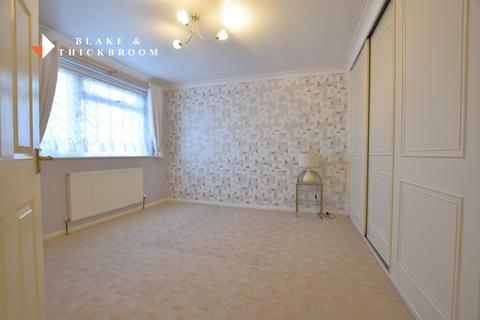 3 bedroom semi-detached house to rent, Ryde Avenue, Clacton-on-Sea