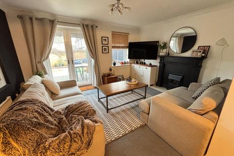 3 bedroom end of terrace house for sale, Lamplighters Walk, Trowbridge BA14