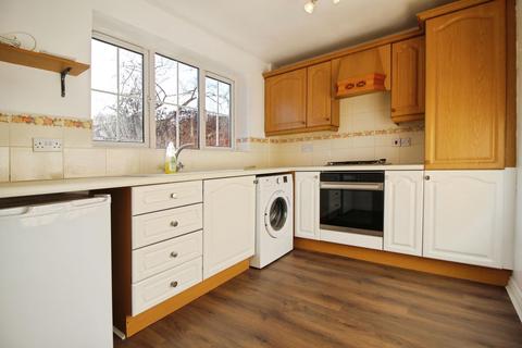3 bedroom detached house to rent, Juno Way, Swindon SN5