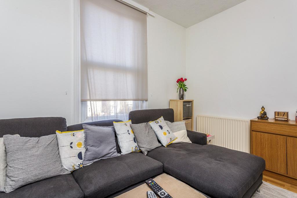 Lounge  (Main)