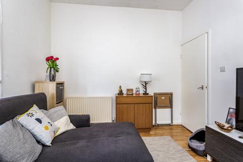 1 bedroom flat to rent, St Ronans Road, Southsea, PO4