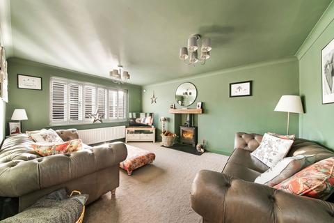 4 bedroom detached house for sale, Brookfield, Oxspring