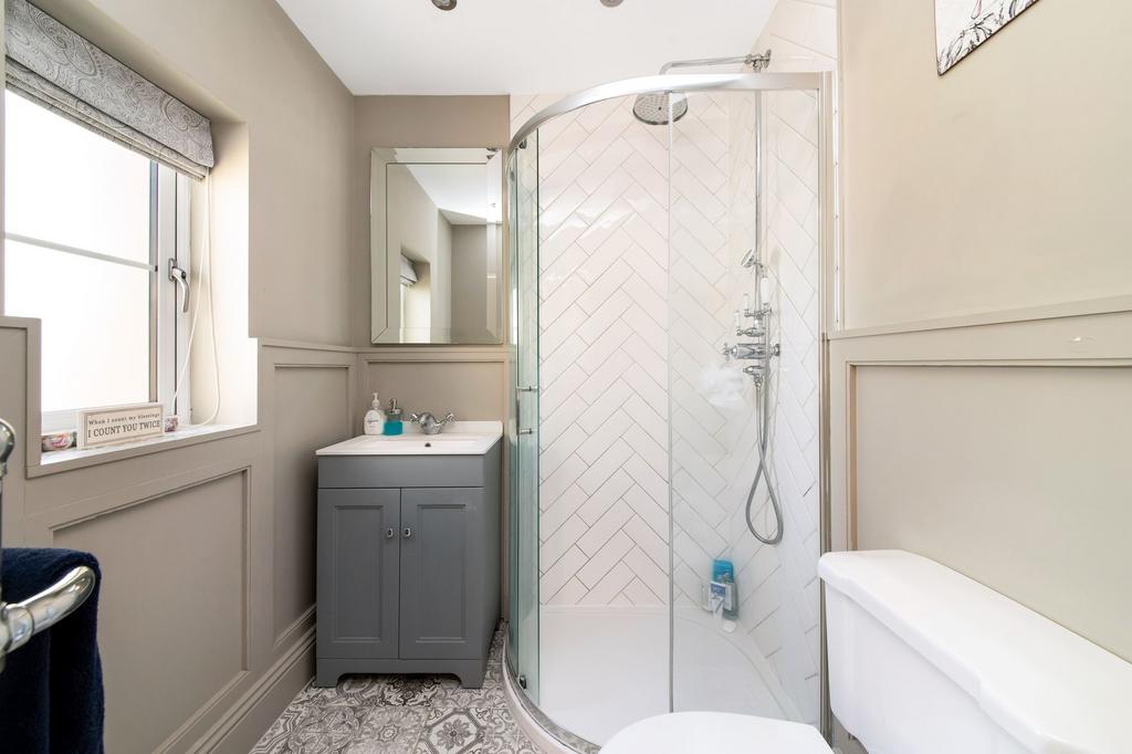 En suite shower room
