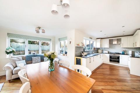 4 bedroom detached house for sale, Brookfield, Oxspring