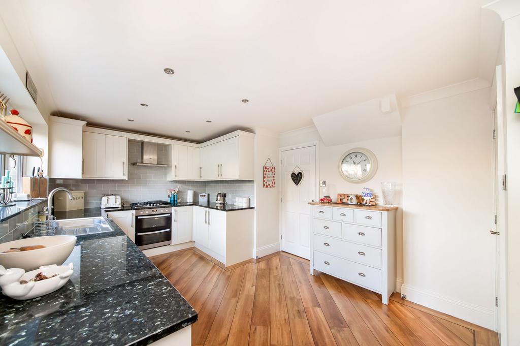 Open plan dining kitchen