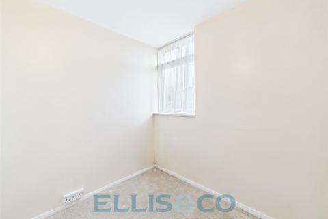 4 bedroom end of terrace house for sale, Marshall Gardens, Hadlow, Tonbridge, Kent, TN11