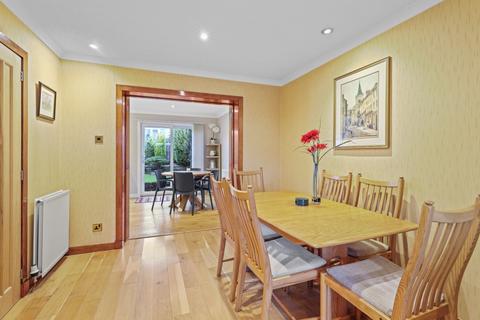 undefined, Maple Place, Perth PH1