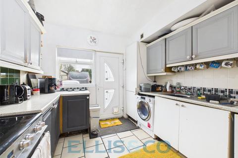 4 bedroom bungalow for sale, Birch Close, Hildenborough, Tonbridge, Kent, TN11