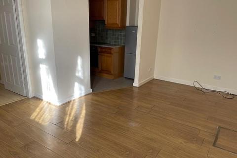 1 bedroom flat to rent, 71 Commonside, Brierley Hill